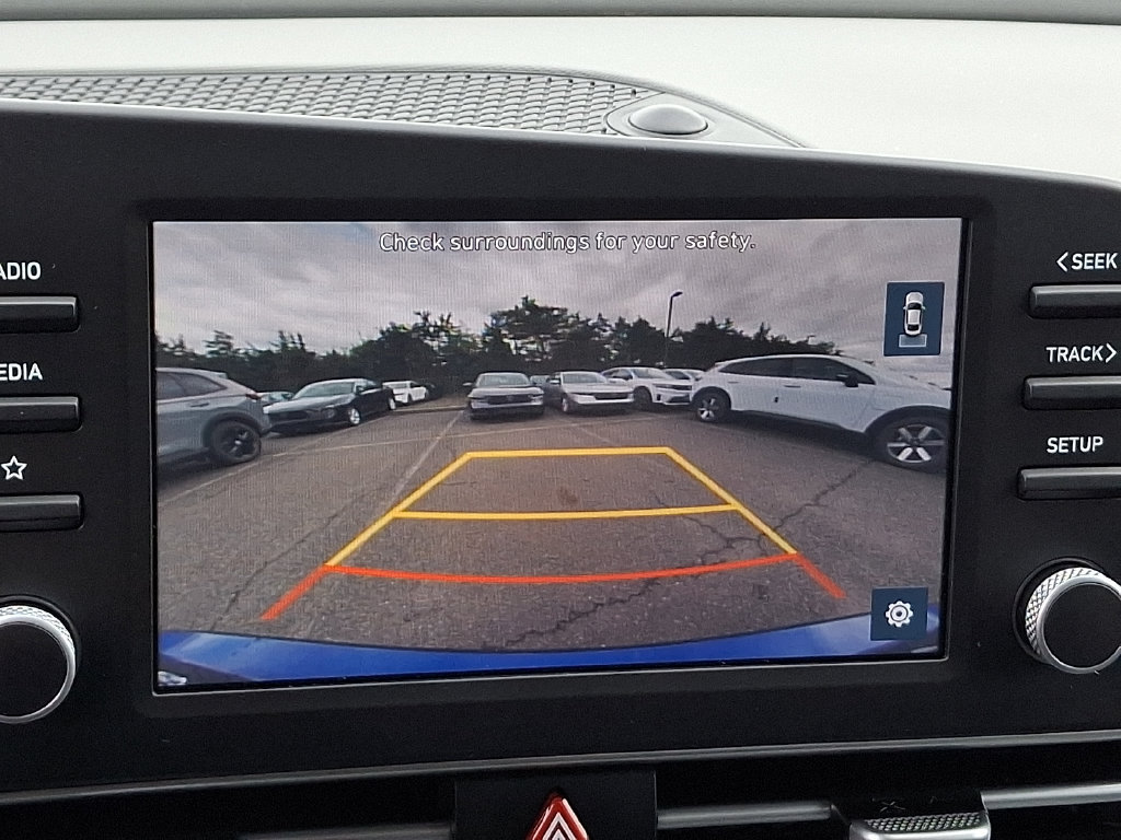 Used 2023 Hyundai Elantra SEL FWD image 16
