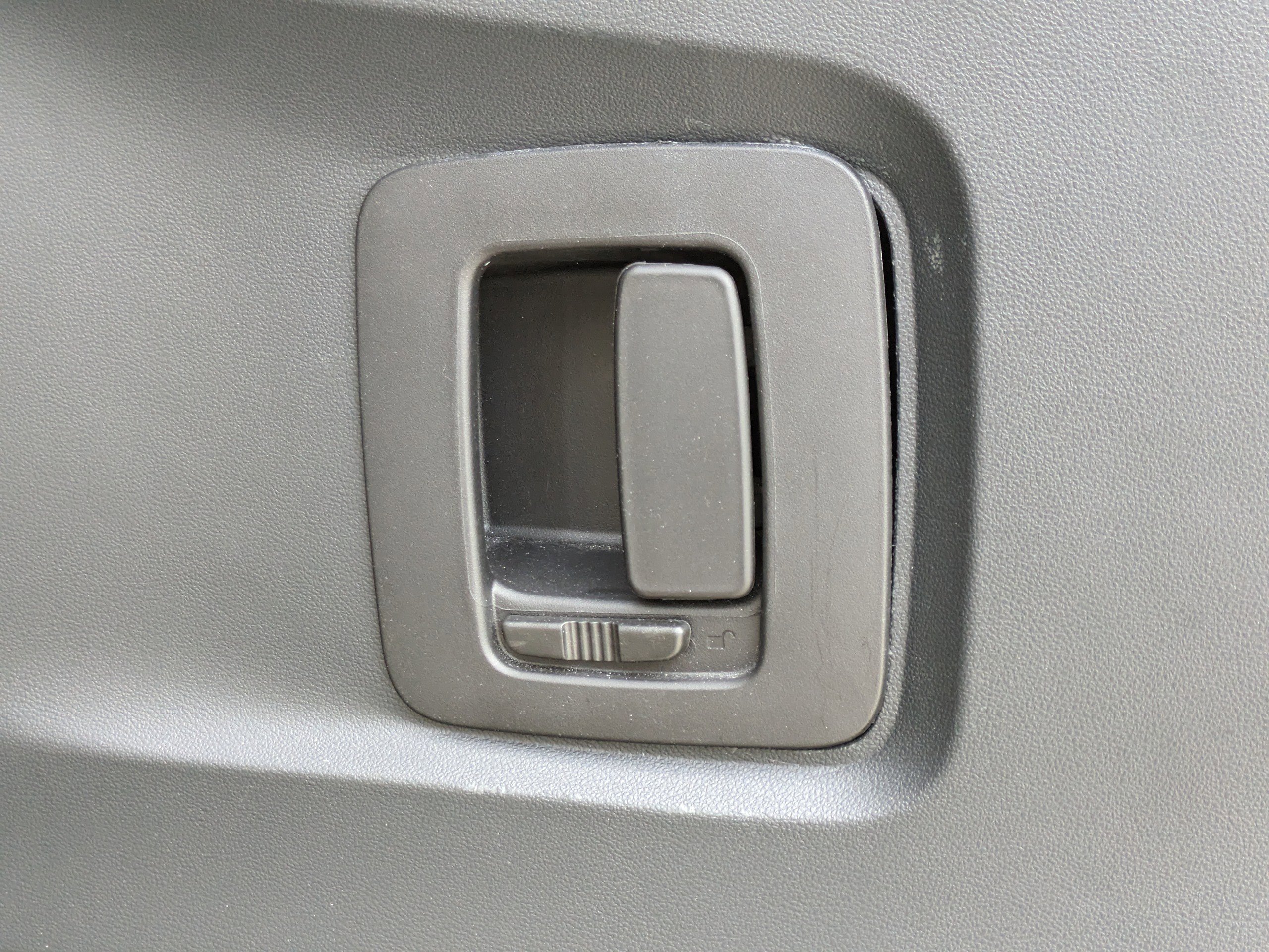 Used 2025 Mercedes-Benz Sprinter 144 Cargo image 18