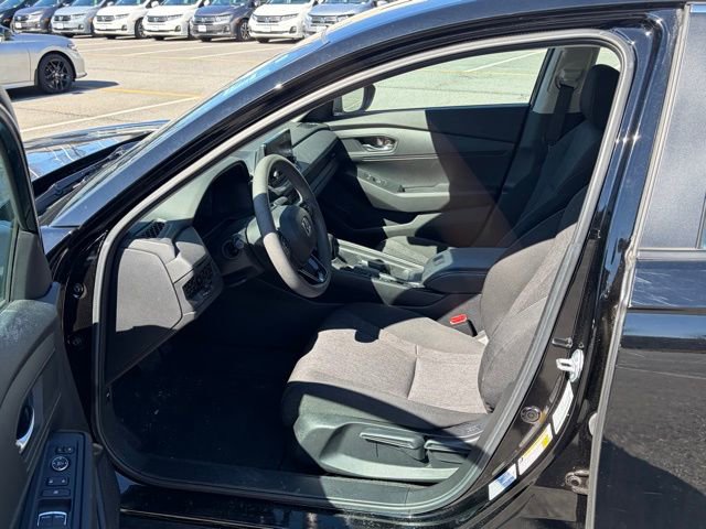 Used 2023 Honda Accord LX image 14