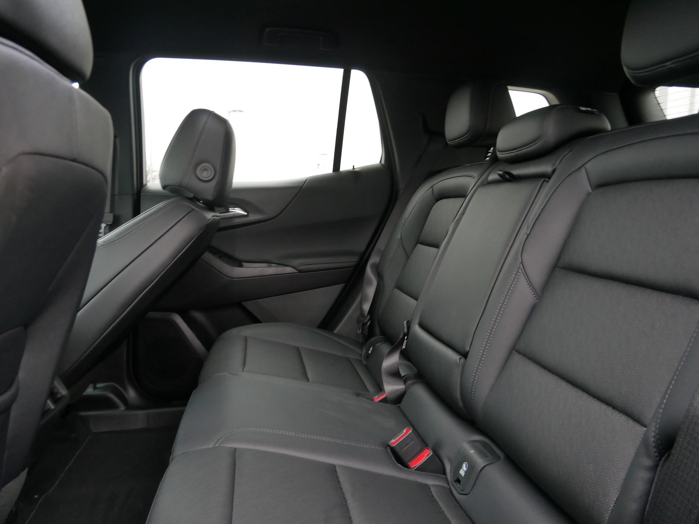 New 2026 Chevrolet Equinox LT w/ Convenience Package II image 5