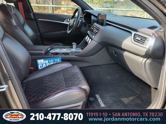 Used 2022 Genesis G70 3.3T image 11
