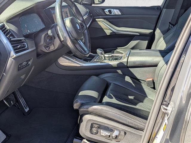 Used 2021 BMW X7 xDrive40i w/ M Sport Package image 11