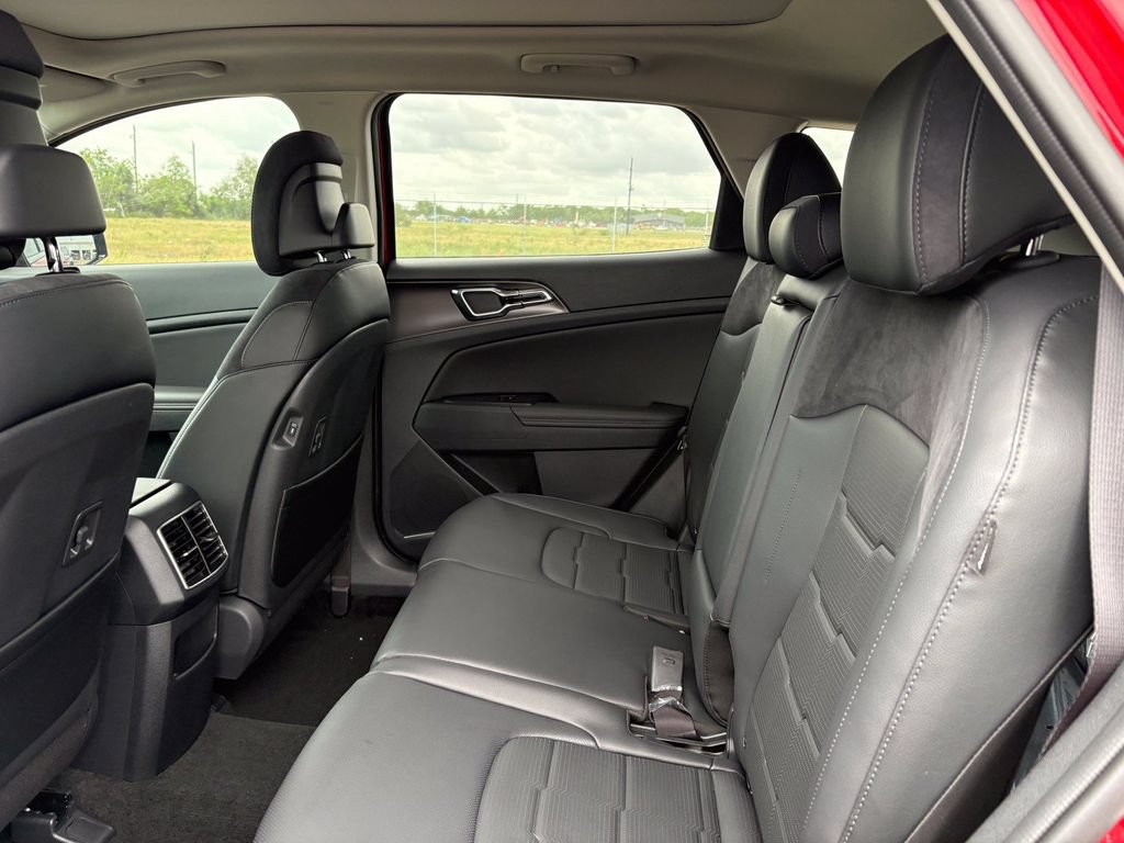 New 2026 Kia Sportage SX FWD image 10
