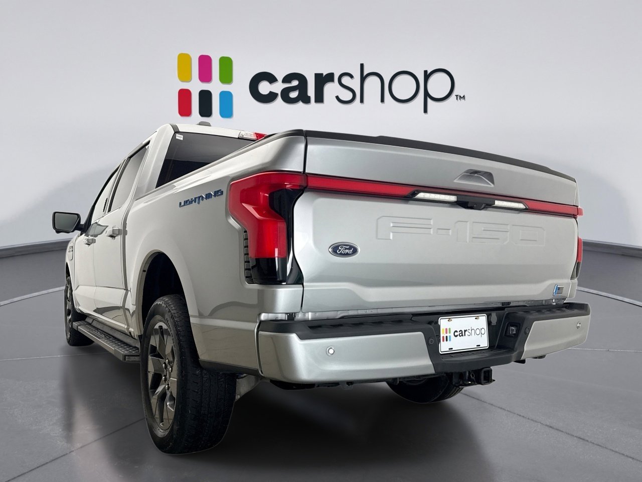 Used 2023 Ford F150 Lightning Lariat w/ Max Trailer Tow Package image 3
