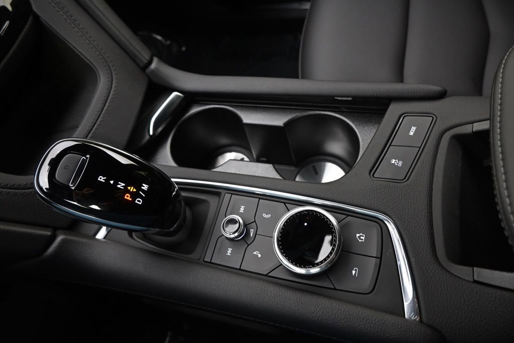 New 2026 Cadillac XT5 Luxury w/ LPO, Floor Liner Package AWD/4WD image 29