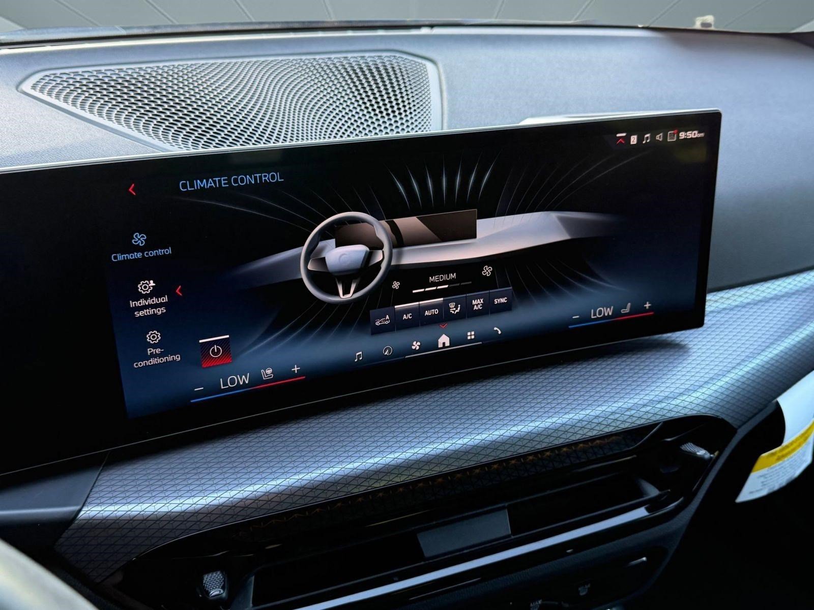 Certified 2025 BMW M340i RWD image 27