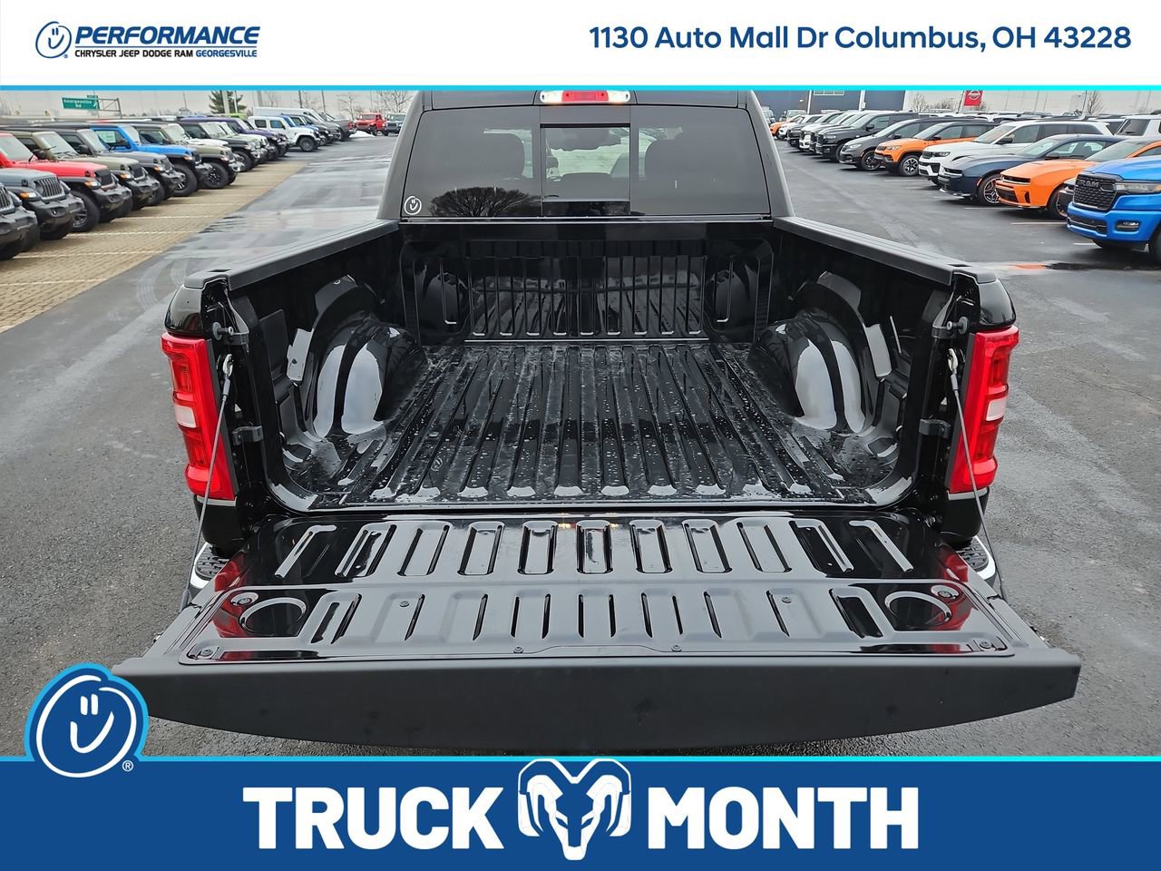 New 2026 RAM 1500 4x4 Crew Cab image 8