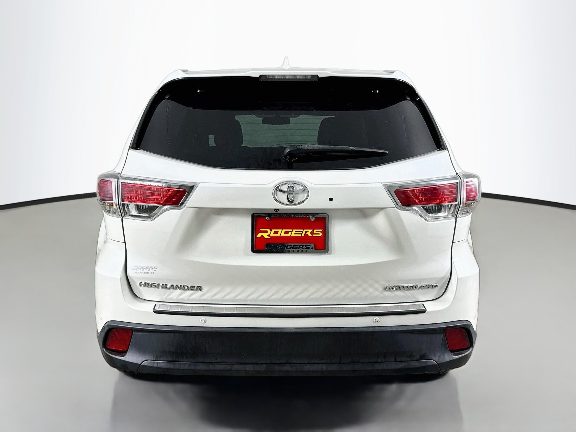 Used 2014 Toyota Highlander Limited AWD/4WD image 7