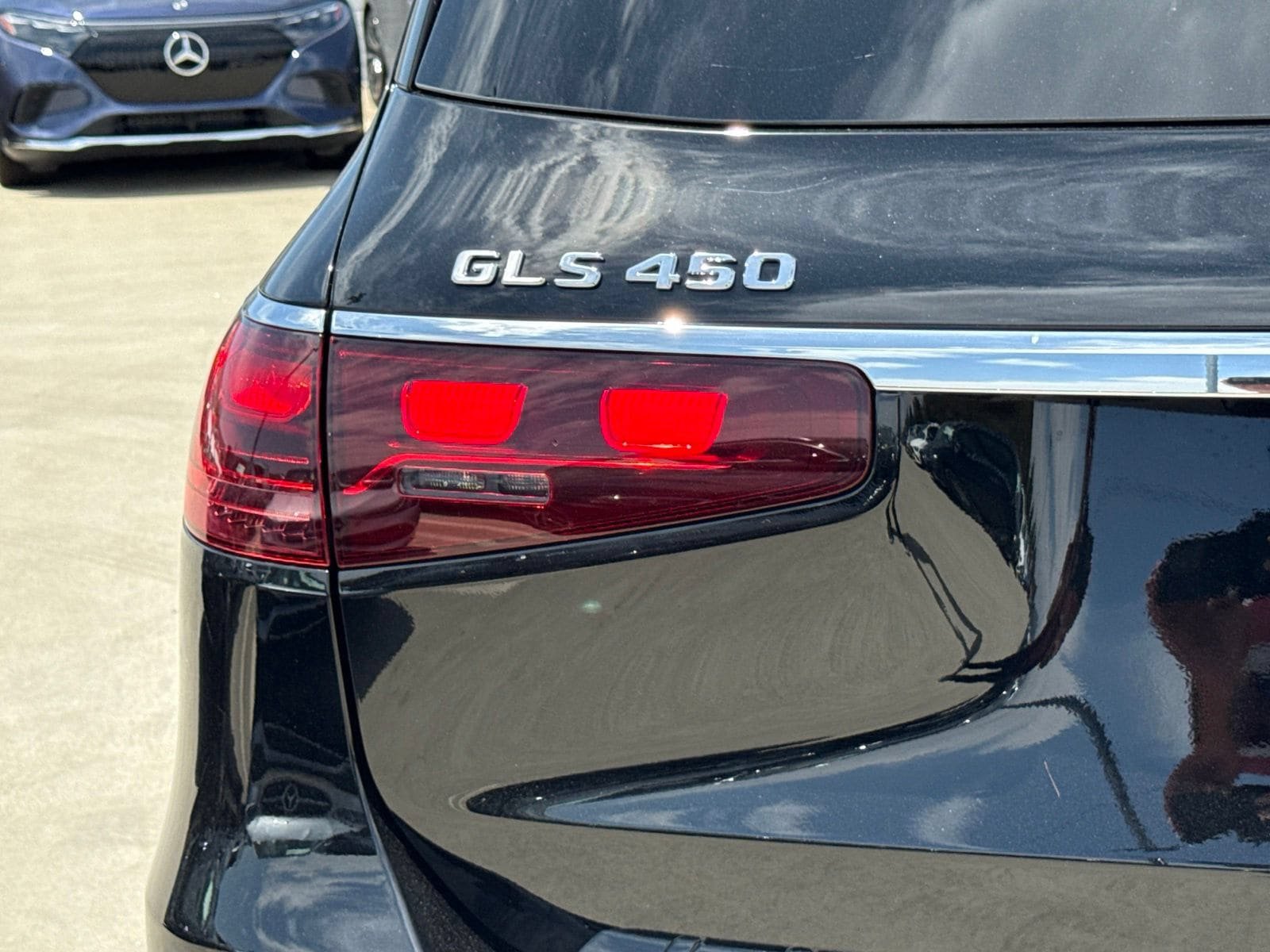 New 2026 Mercedes-Benz GLS 450 4MATIC image 11