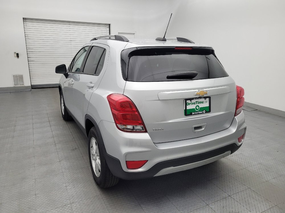 Used 2021 Chevrolet Trax LT FWD image 6