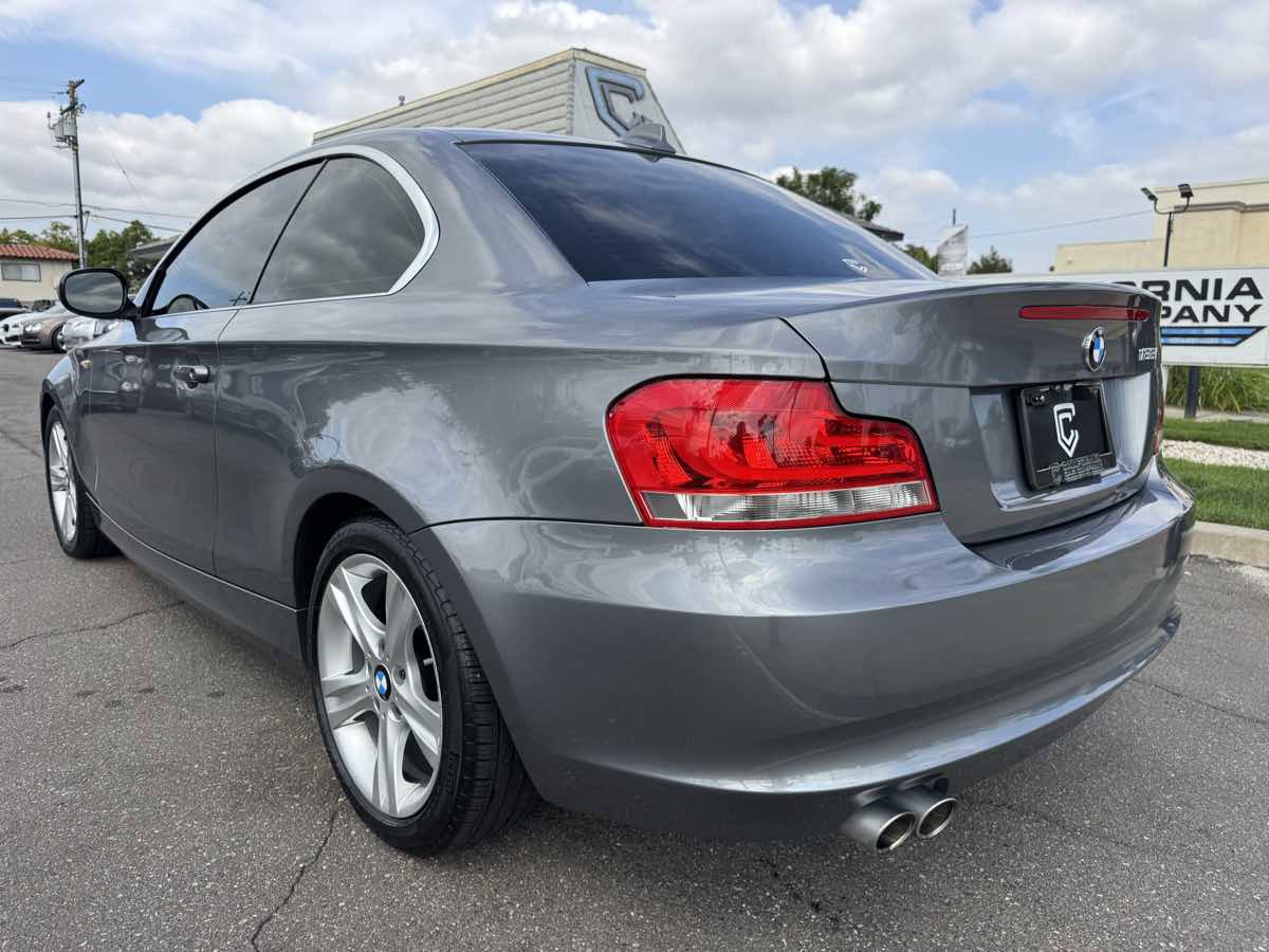 Used 2012 BMW 128i Coupe image 4