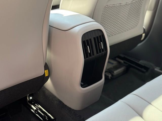 Used 2025 Hyundai Kona Limited image 46