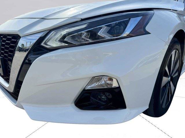 Used 2022 Nissan Altima 2.5 SL AWD/4WD image 12