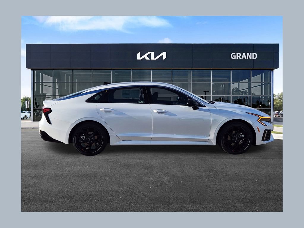 New 2026 Kia K5 GT-Line image 1