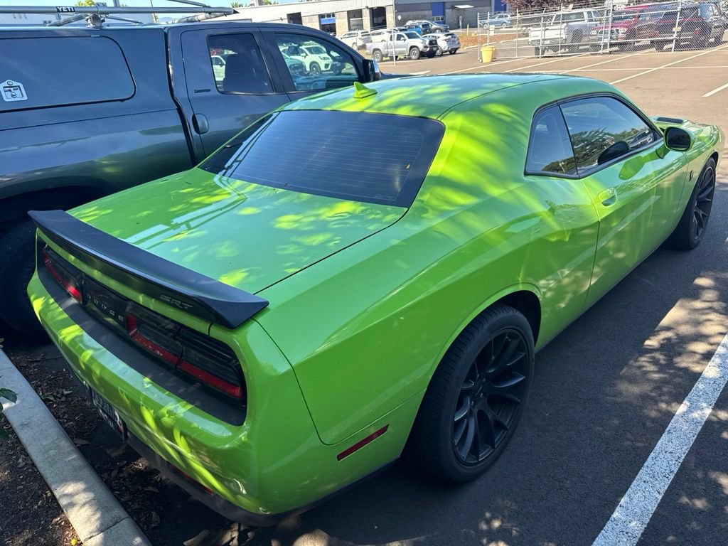 Used 2015 Dodge Challenger SRT Hellcat RWD image 3
