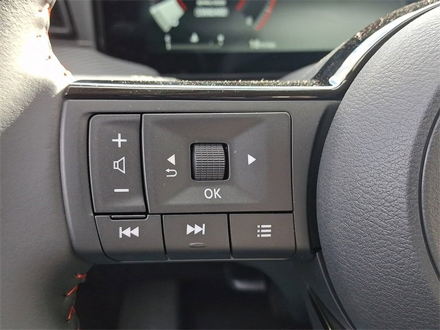 New 2026 Nissan Kicks SR image 13