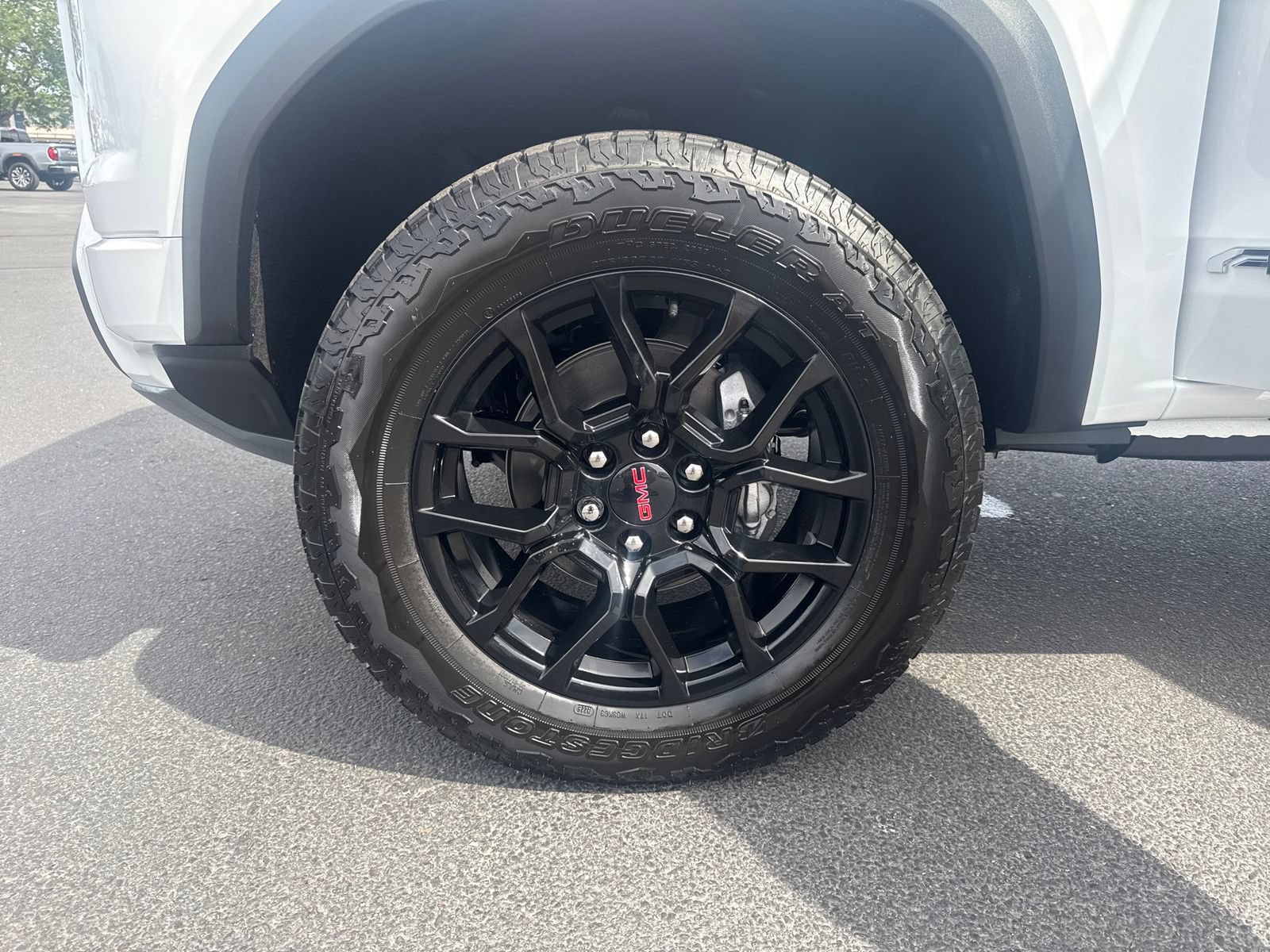 New 2026 GMC Canyon AT4 AWD/4WD image 26