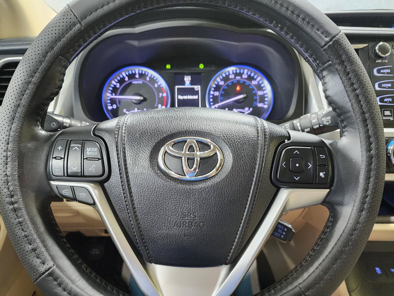 Used 2015 Toyota Highlander Limited AWD/4WD image 13
