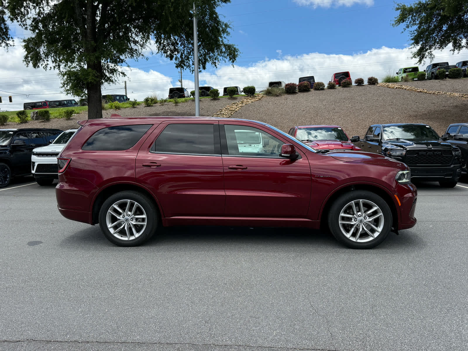 Used 2022 Dodge Durango R/T AWD/4WD image 6