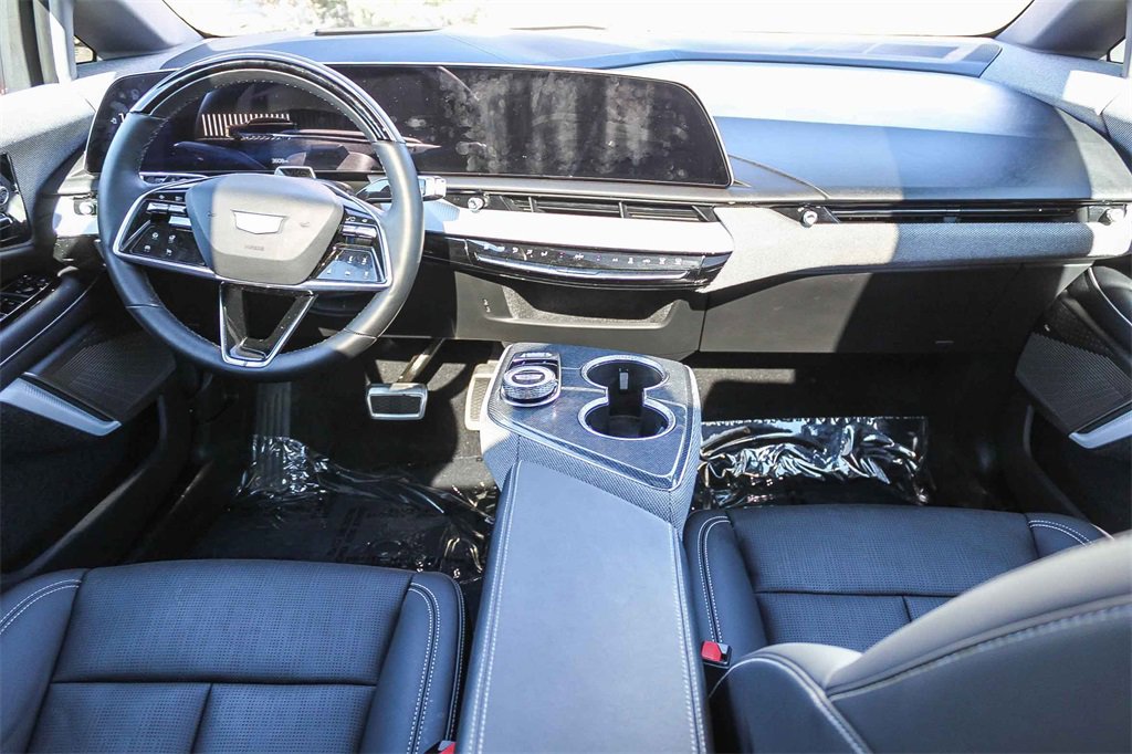 Used 2025 Cadillac Optiq Sport 2 w/ LPO, Floor Liner Package image 16