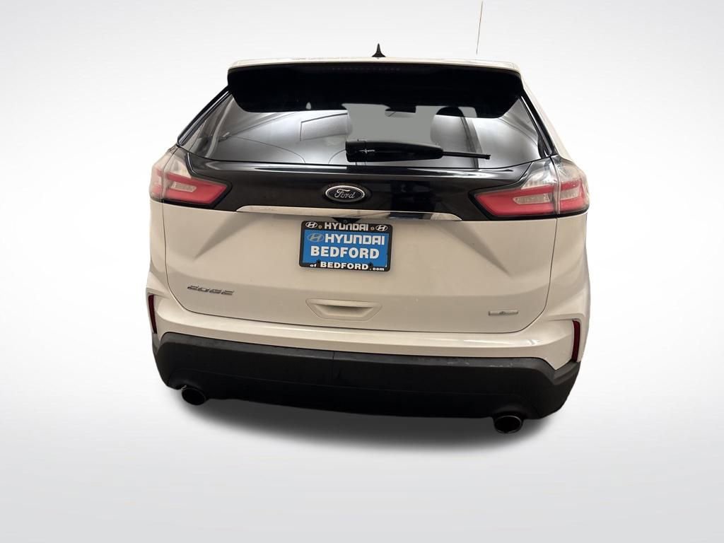 Used 2019 Ford Edge SE image 6