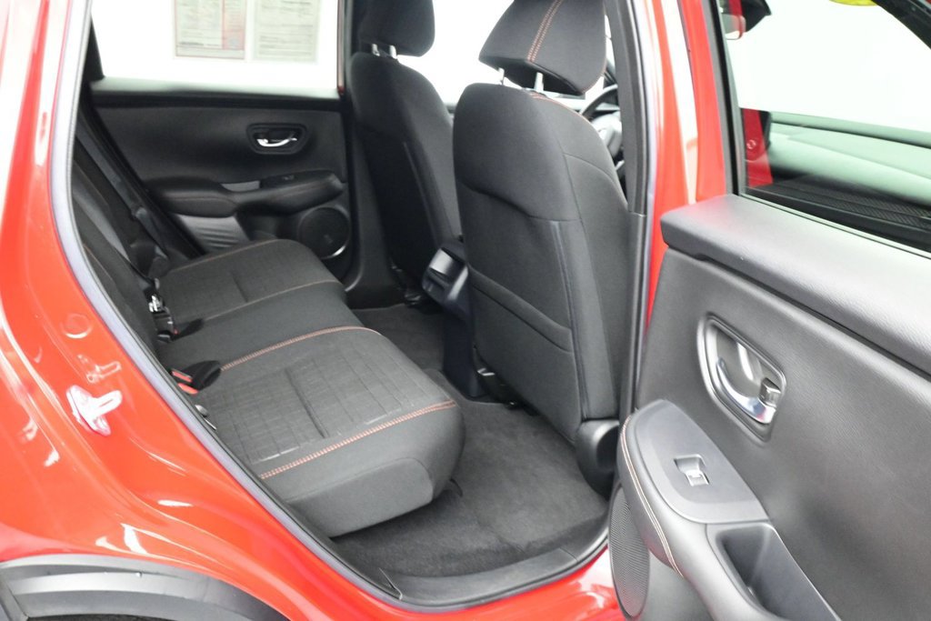 Used 2024 Honda HR-V Sport image 12