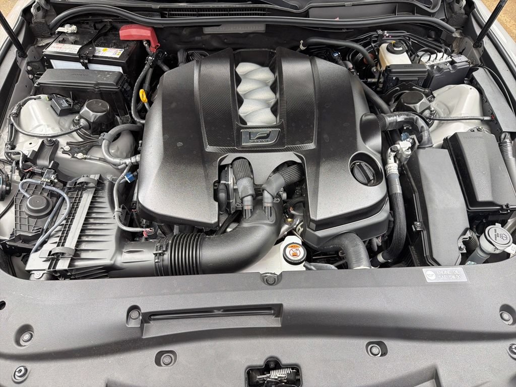 Used 2025 Lexus IS 500 w/ F-Sport Performance RWD image 31