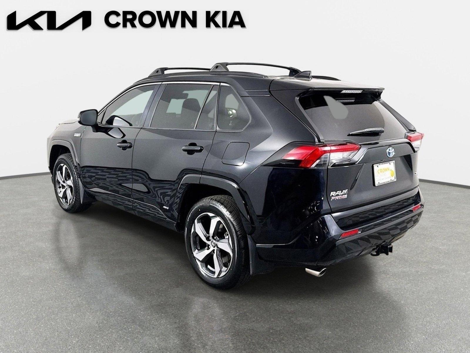 Used 2021 Toyota RAV4 SE w/ Weather & Moonroof Package AWD/4WD image 8