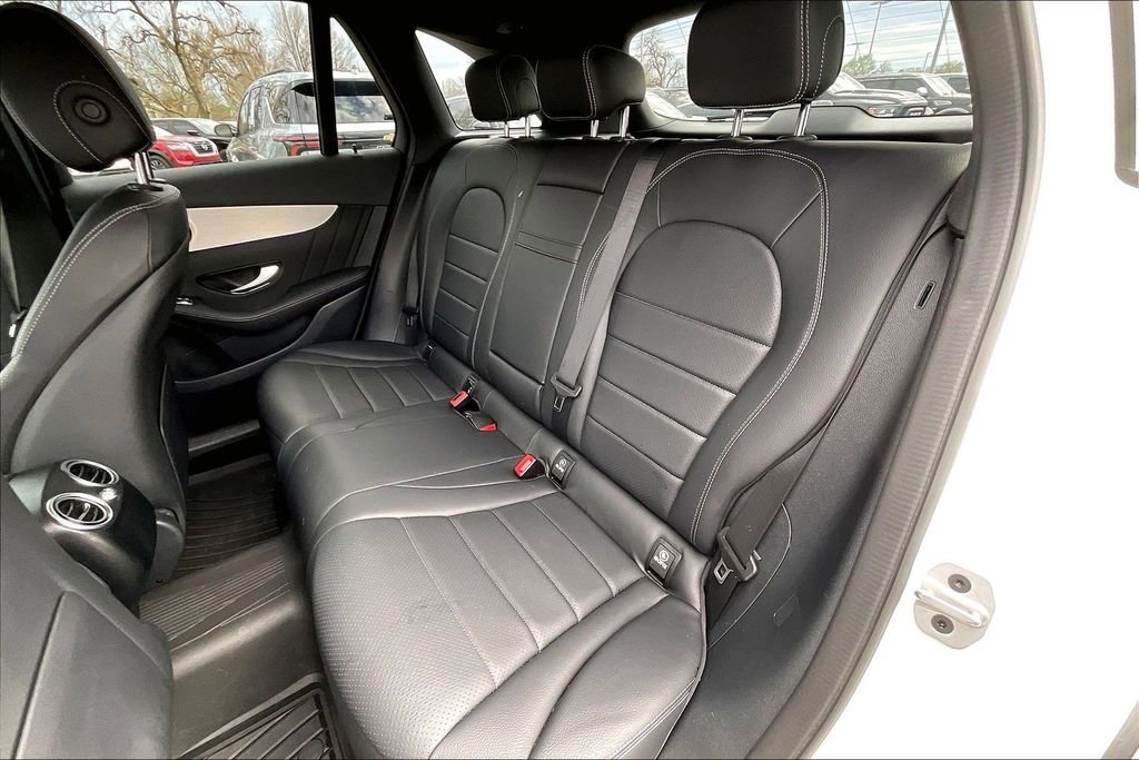 Used 2022 Mercedes-Benz GLC 300 image 37