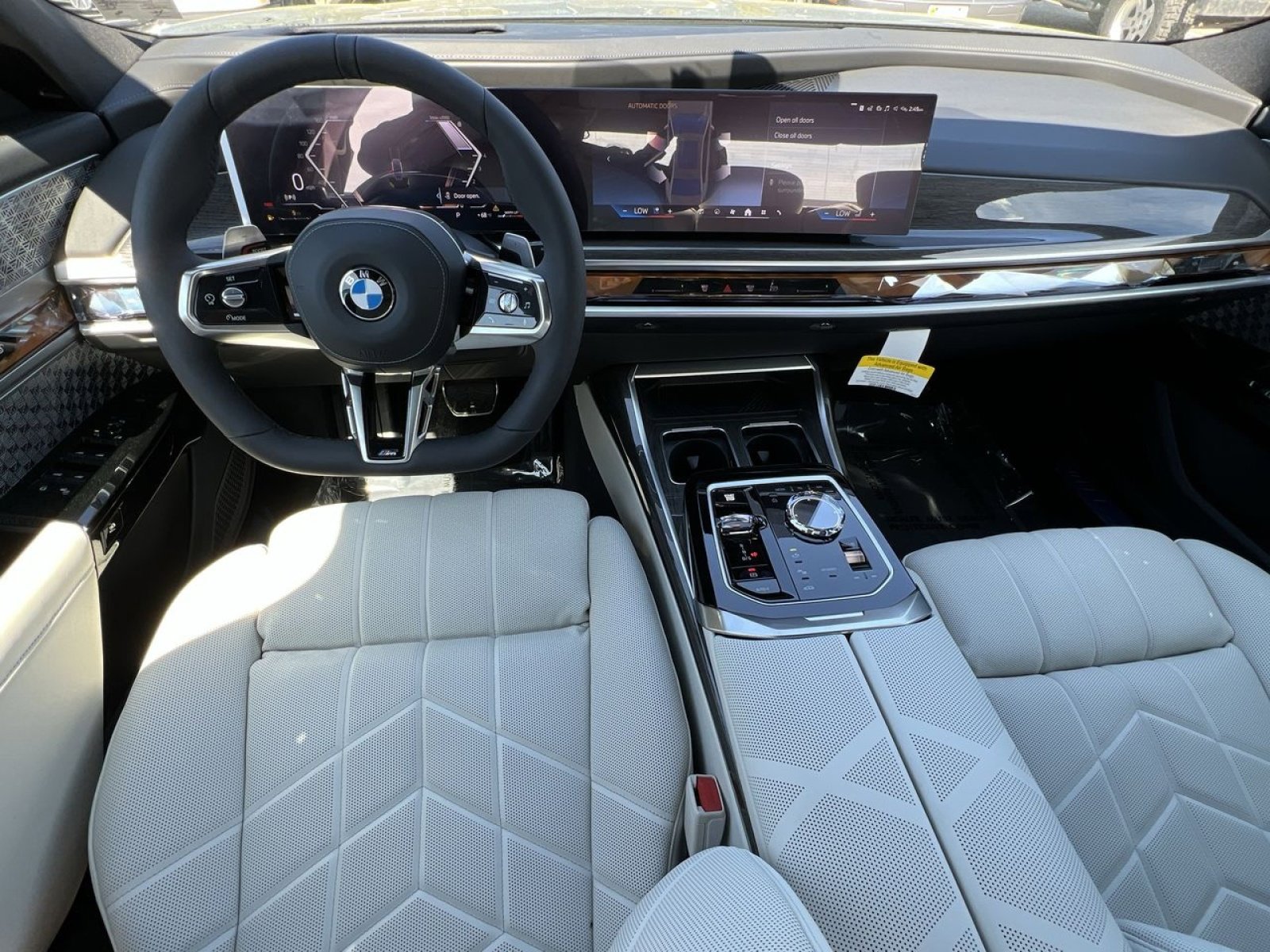 New 2026 BMW 760i xDrive w/ Executive Package AWD/4WD image 20