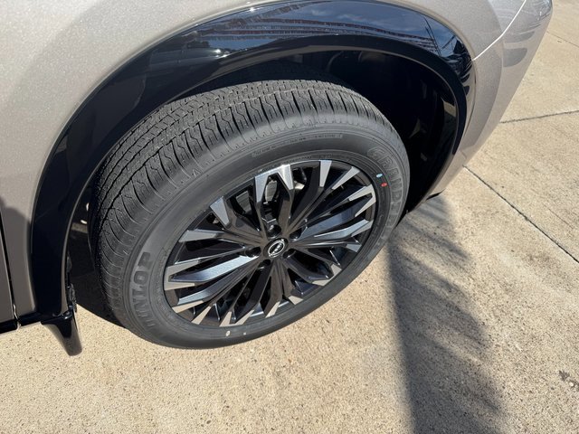 New 2026 Nissan Rogue Platinum image 3