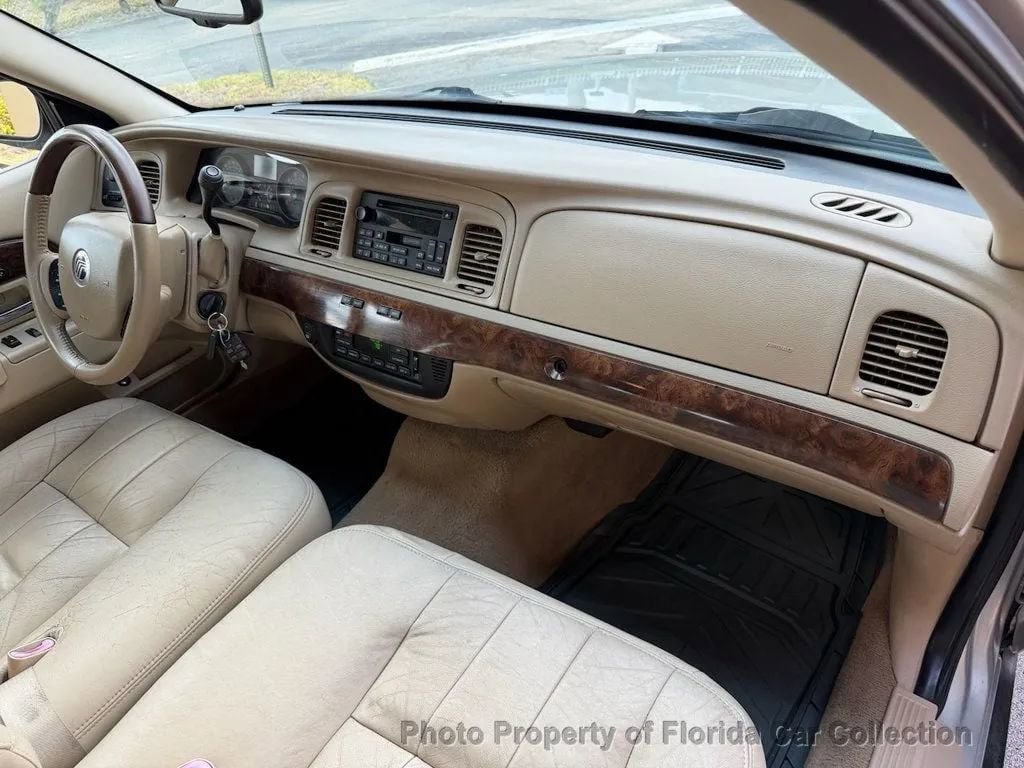 Used 2010 Mercury Grand Marquis LS image 31