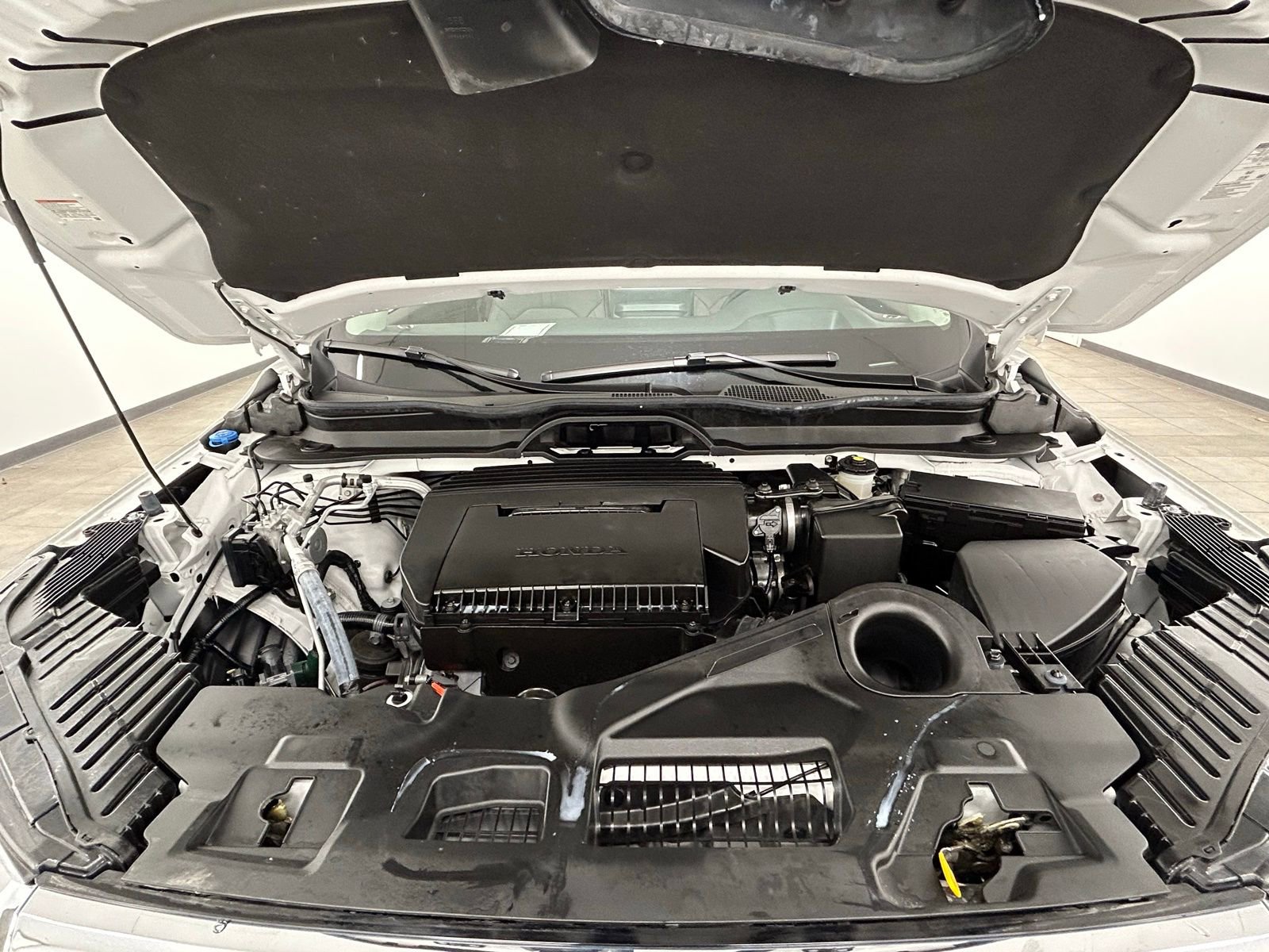 Used 2023 Honda Pilot Elite image 45