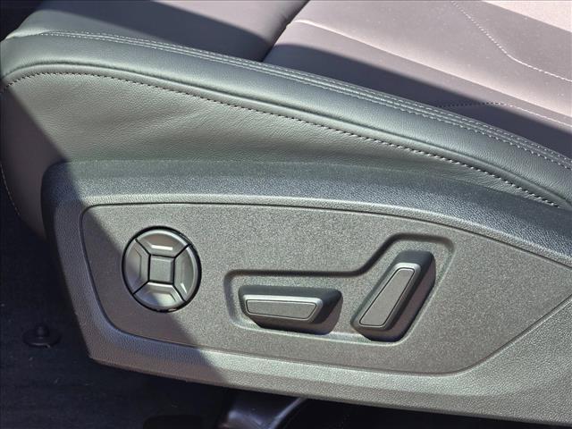 Certified 2025 Audi Q3 2.0T Premium w/ Convenience Package AWD/4WD image 15