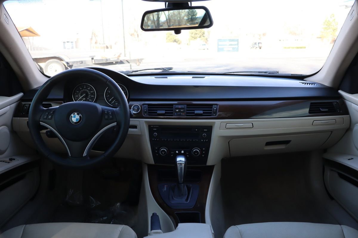 Used 2010 BMW 328i xDrive xDrive image 16