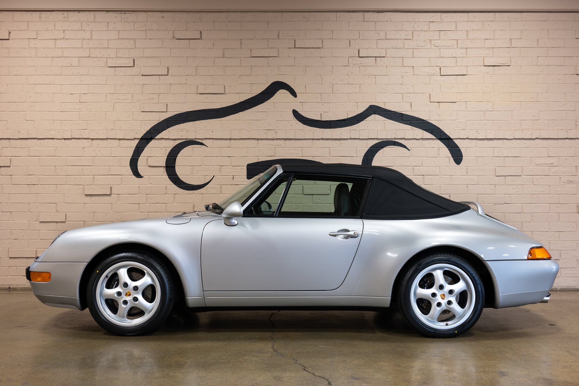 Used 1998 Porsche 911 Carrera RWD image 24