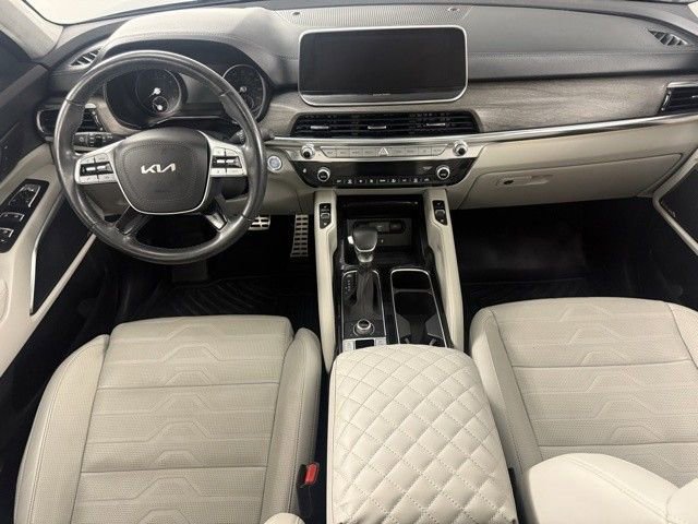 Used 2022 Kia Telluride SX w/ SX Prestige Package image 16