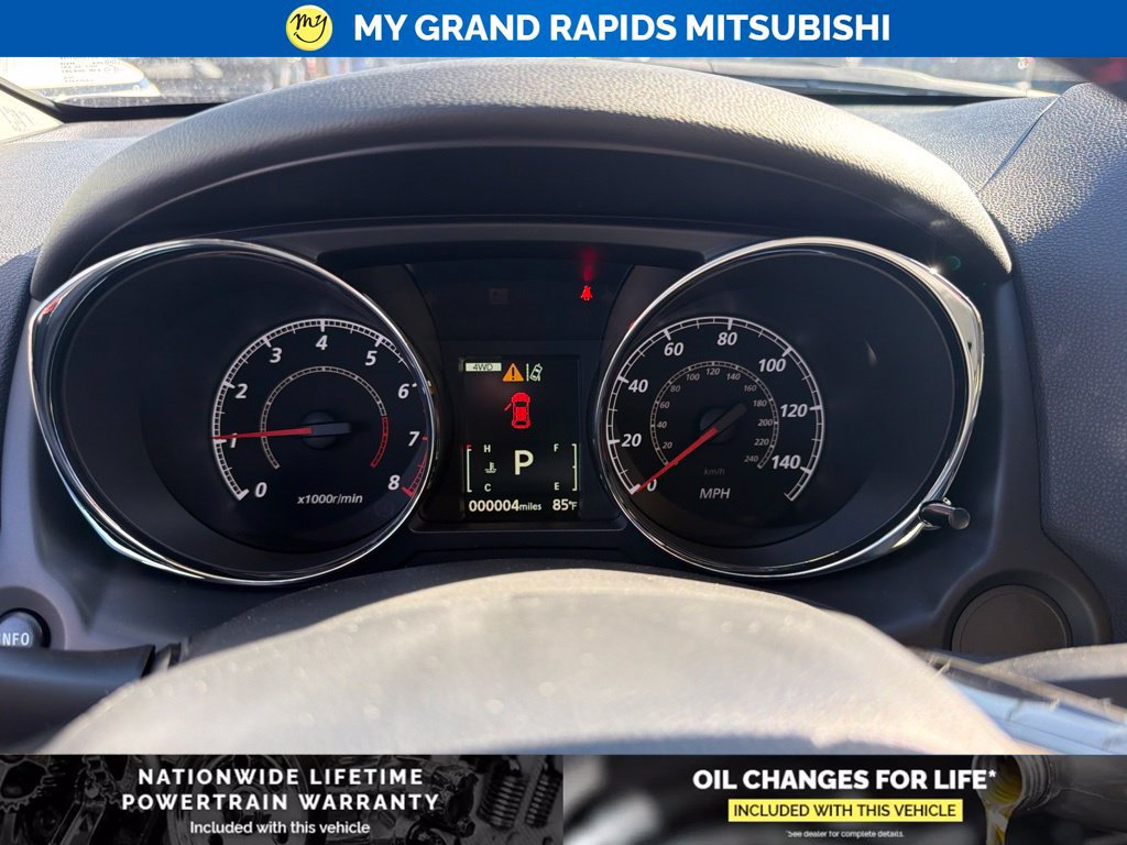 New 2027 Mitsubishi Outlander Sport LE AWD/4WD image 13