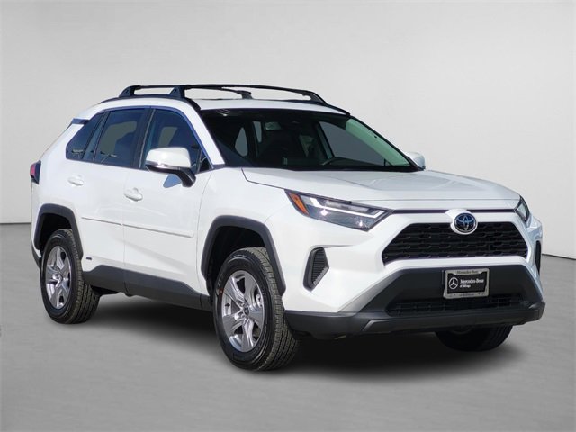 Used 2025 Toyota RAV4 XLE image 1