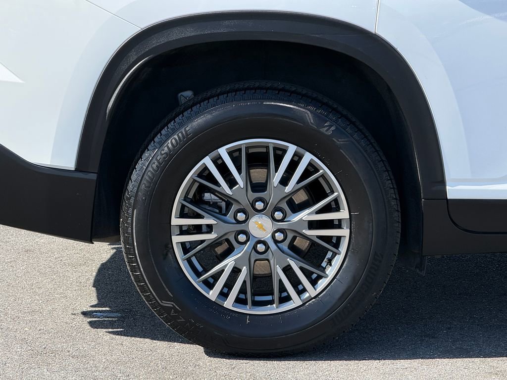 Used 2024 Chevrolet Traverse LT image 7