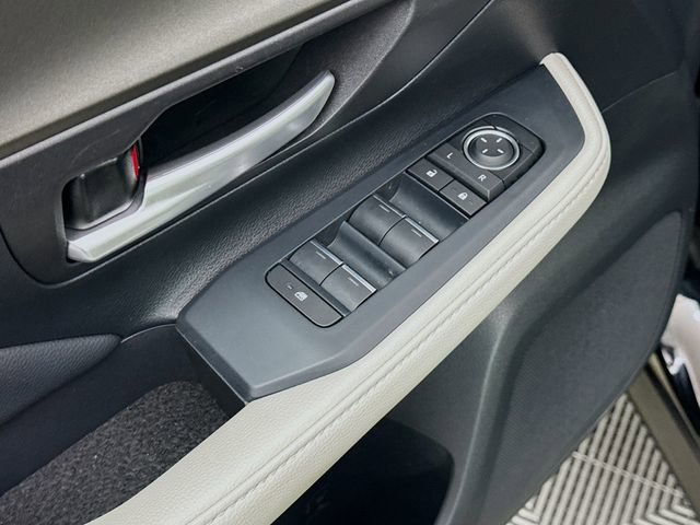 Used 2024 Toyota Grand Highlander AWD Hybrid image 18