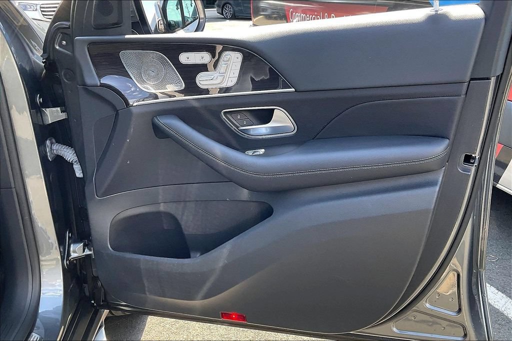 Certified 2023 Mercedes-Benz GLS 450 4MATIC image 16