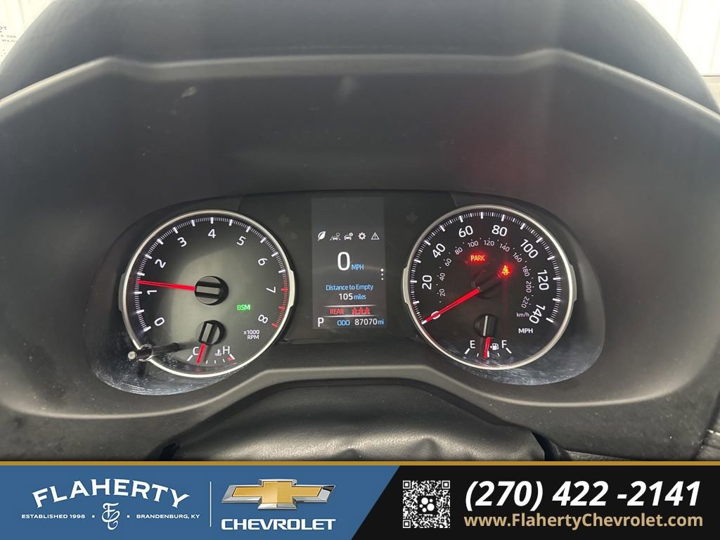 Used 2021 Toyota RAV4 XLE w/ XLE Grade Weather Package image 23