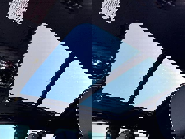 New 2026 Chevrolet Suburban Premier image 15