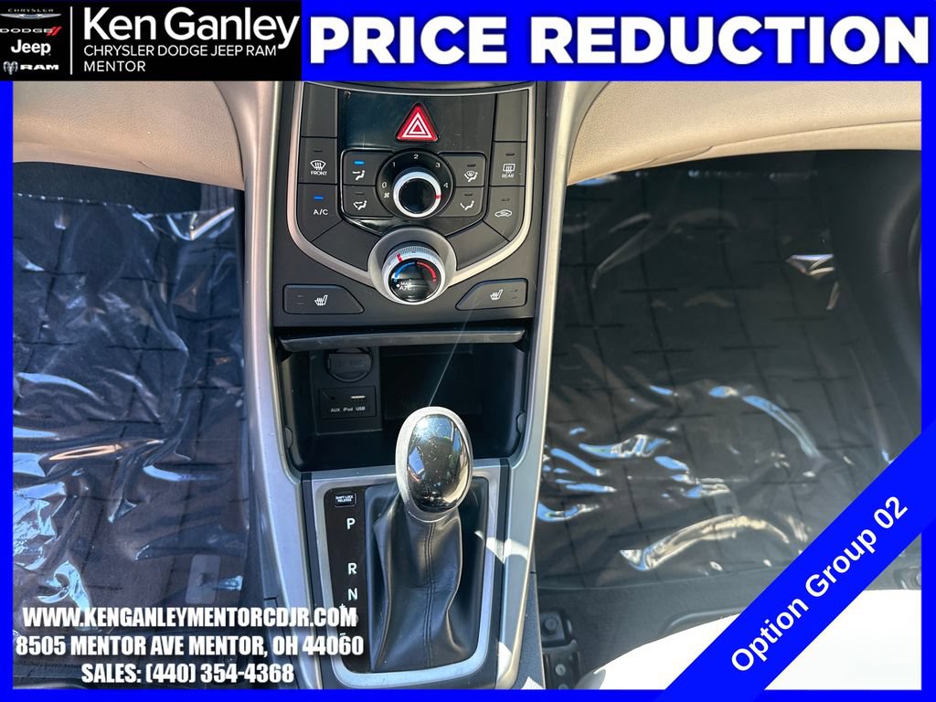 Used 2014 Hyundai Elantra SE w/ Option Group 02 FWD image 16