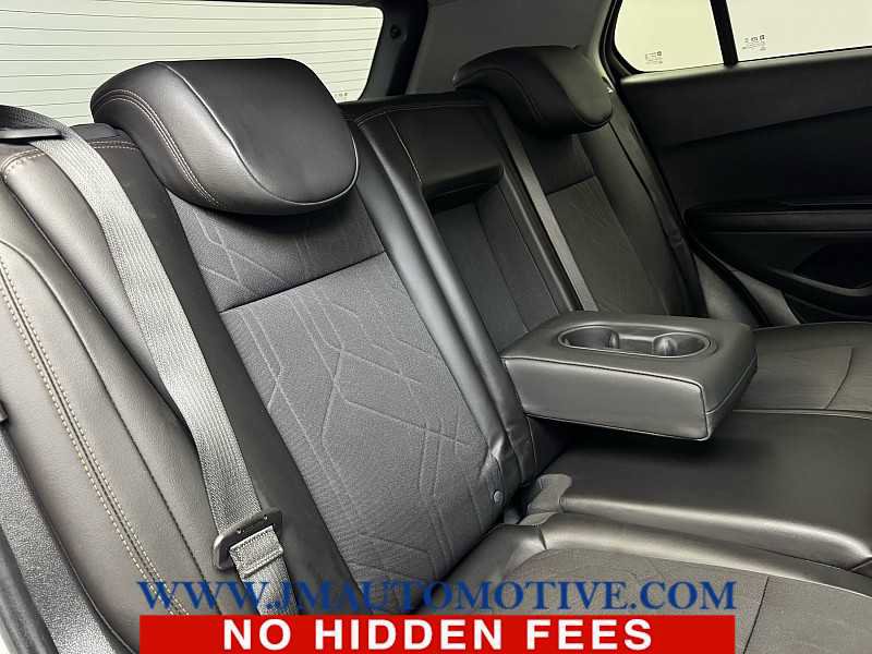 Used 2021 Chevrolet Trax LT w/ Driver Confidence Package image 18