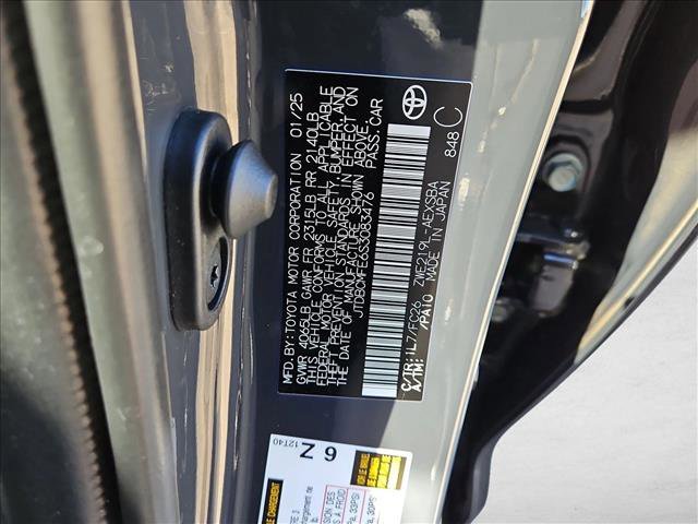 Used 2025 Toyota Corolla SE image 25
