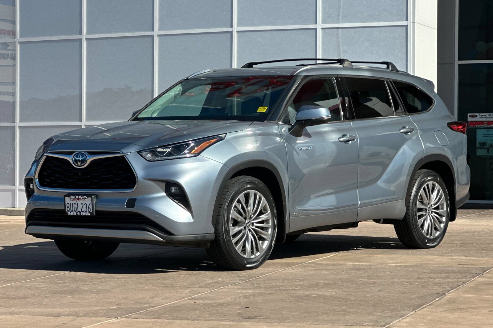 Certified 2021 Toyota Highlander Platinum AWD/4WD image 10