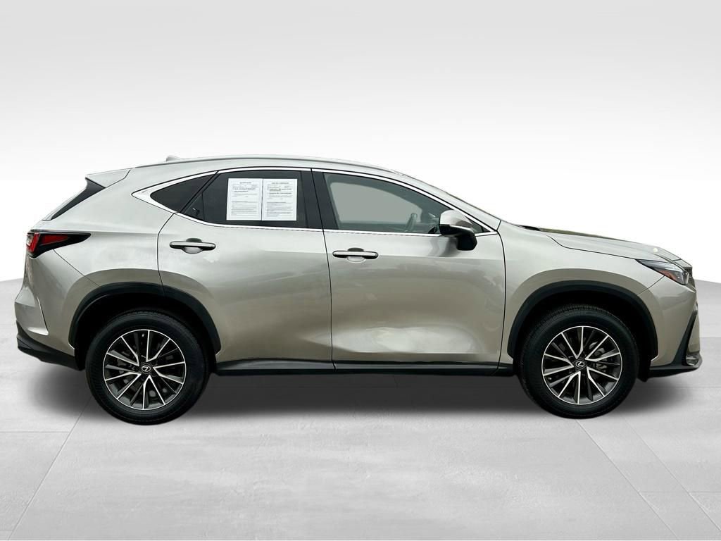 Used 2022 Lexus NX 350 AWD image 4