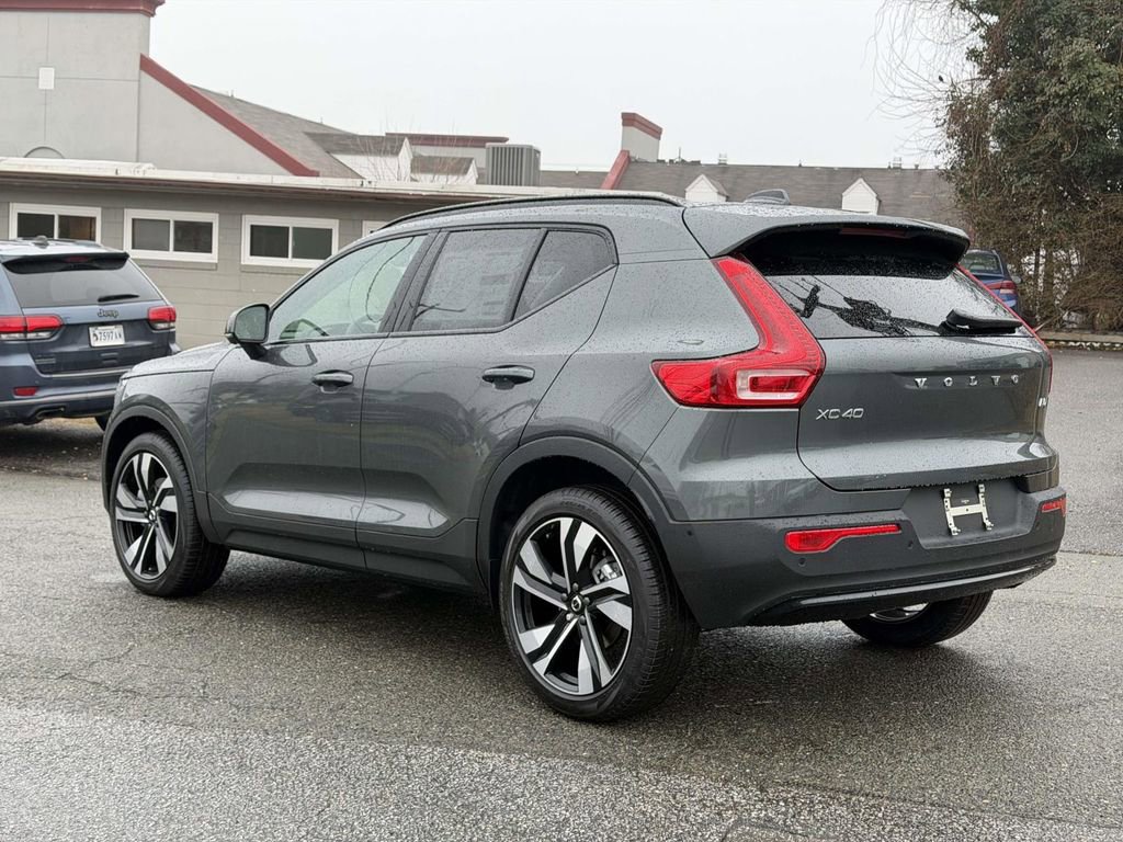 New 2026 Volvo XC40 B5 Ultra w/ Protection Package Premier image 21